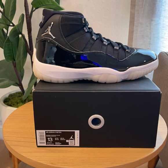 Air Jordan 11 Retro Jubilee 25th Anniversary - Picture 3 of 8